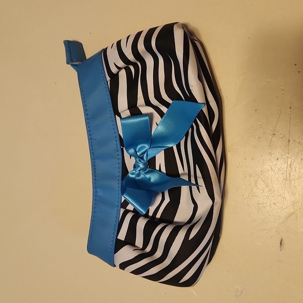 Zebra print hand bag